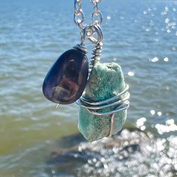 Fuchsite & Tanzanite Handmade Necklace - Picture 2 of 5